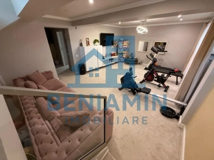 Vila ultramoderna Consul cu piscina si design impresionant - imagine 8