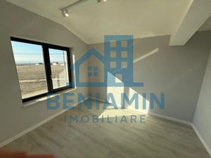 Casa Moderna-Damila-3 dormitoare-curte amenajata-La cheie-Asfalt - imagine 7