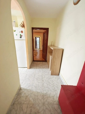 Apartament 2 camere et 3 Aradului  - imagine 2