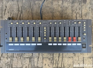 mixer audio pasiv cu efecte Yamaha MV1000 - imagine 3