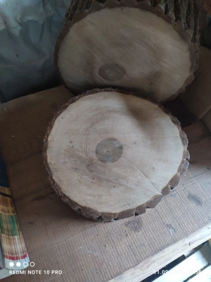 Vând rondele felii din lemn de nuc 