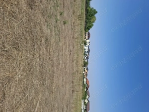 Teren intravilan 891 mp   Valea lui Traian , utilități, drum privat, magazine & școli, acces rapid