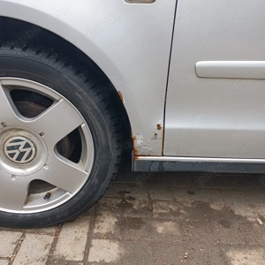 Vând Volkswagen Polo 1.9TDI 2003 - imagine 2