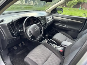 Mitsubishi Outlander 2015 , 4x4 , 2.2 diesel - imagine 3