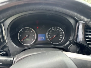 Mitsubishi Outlander 2015 , 4x4 , 2.2 diesel - imagine 4