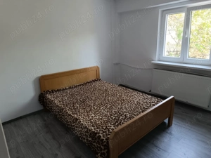 Închiriez apartament 2 camere, etaj 1, zonă centrală . - imagine 2