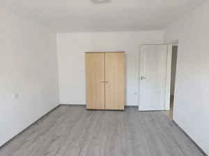 Închiriez apartament 2 camere, etaj 1, zonă centrală . - imagine 3
