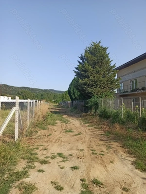 Vânzare teren intravilan