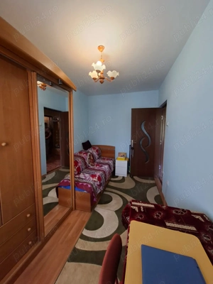 Zona Orizont - 3 camere semidecomandat balcon mobilat centrala  etaj 2 - imagine 6