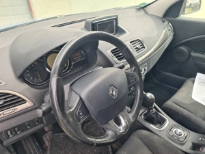 Renault Megane 3-an 2014-navigatie-170000 km-euro 5 - imagine 2