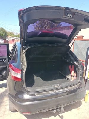 Vând Nissan Qashqai j11