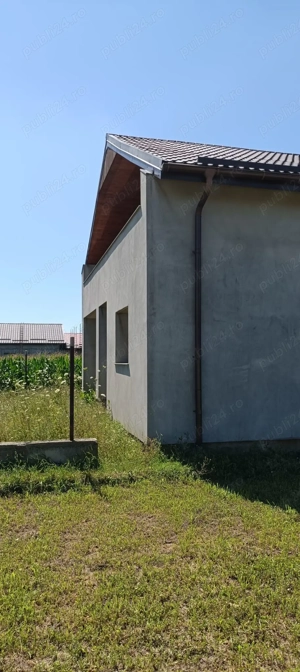 Casa de vanzare,loc Sabaoani Neamt,12km distanta de orasul Roman - imagine 3