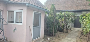 Vând casă în Sculia,Orașul Gătaia,Jud Timiș (2158mp)