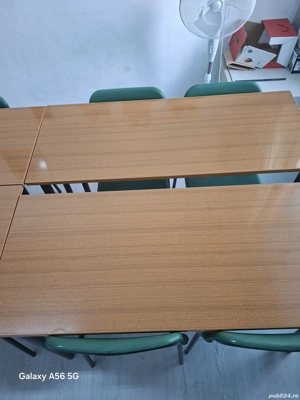 Vând 20 mese în stare excelentă.