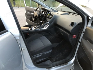 Peugeot 3008 - imagine 8