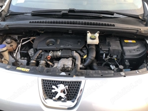 Peugeot 3008 - imagine 10