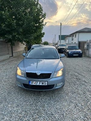 Skoda Octavia Combi 1.6 MPI Ambiente - imagine 2