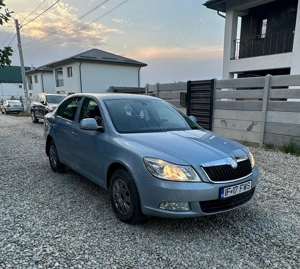 Skoda Octavia Combi 1.6 MPI Ambiente - imagine 5