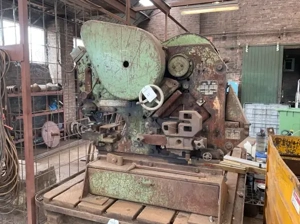 Peddinghaus 210 13 Foarfecă din oțel perforat și profilat