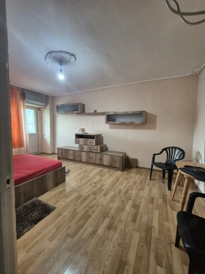 Garsoniera decomandata Vitan / Mall Vitan