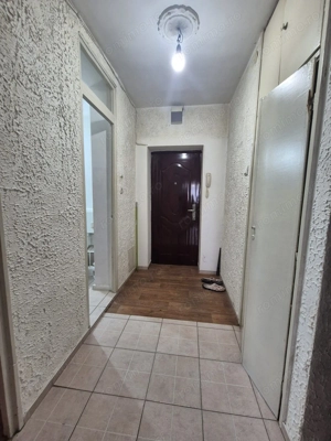 Garsoniera decomandata Vitan / Mall Vitan - imagine 5 Garsoniera decomandata Vitan / Mall Vitan - imagine 5