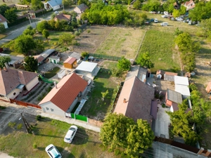 Casă cu 3 camere în Bătania, Ungaria - imagine 18 Casă cu 3 camere în Bătania, Ungaria - imagine 18