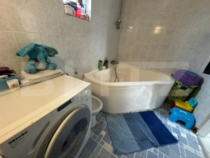 Apartament de vânzare, cu 2 camere, 57 mp, decomandat, zona Balcescu  - imagine 11