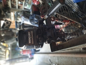 Vând motor barcă Mercury 15 cai 2T