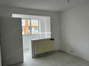 Apartament spatios 2 camere, Tg-Jiu, 9 Mai