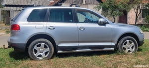 URGENT ! Vând Volkswagen Touareg ÎNTREG, pentru dezmembrări.  - imagine 3