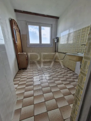 Apartament cu 2 camere la 500 de metri de stația de metrou Piața Muncii  - imagine 9