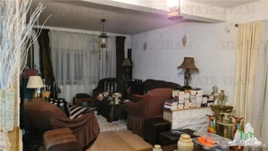 Super afacere, vila cu aspect de conac cu spatii moderne dar si clasice antichizate, orientale sau a - imagine 12