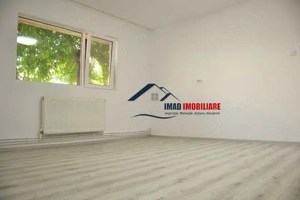 Complet renovat, totul nou! Vanzare apart cu 2 cam Targoviste - zona foarte buna. - imagine 3
