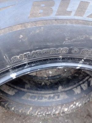 Cauciucuri de iarna portbagaj vw t5  - imagine 7