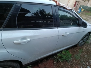 Dezmembrez Focus 3 - 2013  - imagine 3