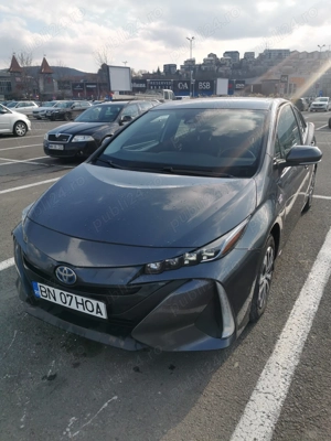Toyota Prius Prime - plug-in hibrid - imagine 4