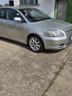 Toyota avensis 2005 385.298km - imagine 6