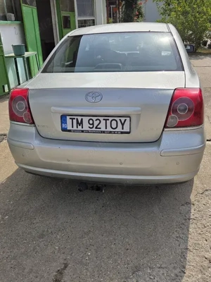 Toyota avensis 2005 385.298km - imagine 8