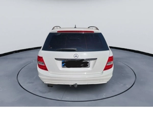 Se vinde mașină în stare foarte bună.