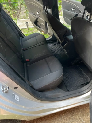 Renault Megane 3 1.5 DCI - imagine 7 Renault Megane 3 1.5 DCI - imagine 7