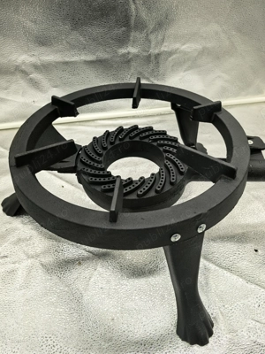 Pirostrie fonta GB23 cu 3 picioare 149 lei