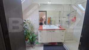 Apartament 4 camere zona Tractorul , luminat decomandat 17 mp terase - imagine 13