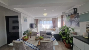 Apartament 4 camere zona Tractorul , luminat decomandat 17 mp terase - imagine 10