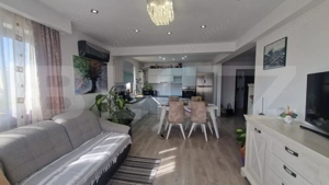 Apartament 4 camere zona Tractorul , luminat decomandat 17 mp terase - imagine 11