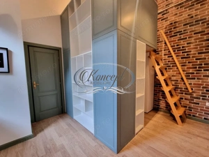 Apartament in cladire istorica in zona Central Shopping Center - imagine 3