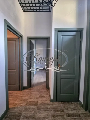 Apartament in cladire istorica in zona Central Shopping Center - imagine 20