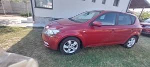 Kia Ceed 1.6 Diesel  Benzen 2010, Întreținută, baterie noua și cauciucuri noi - imagine 8