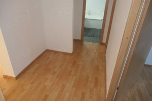 Spatiu pentru birouri, cabinete - apartament 4 camere, Micalaca 100 - zona Kaufland, la parter înalt - imagine 2
