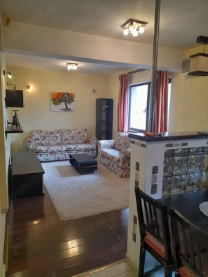 Apartament cu 3 camere si loc de parcare