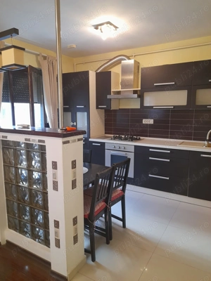 Apartament cu 3 camere si loc de parcare - imagine 4